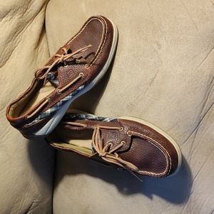 Sperry woman's 8 1/2 shoes